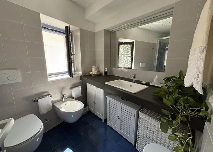 Le Pavoncelle Nyaraló *