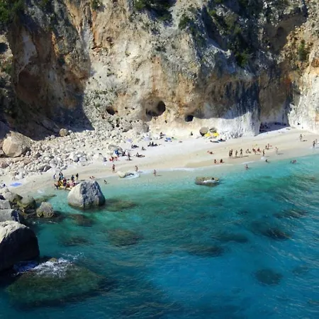 Holiday home Le Pavoncelle Lotzorai