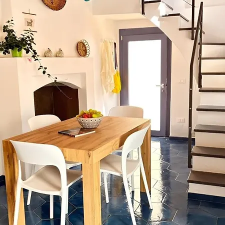 Holiday home Le Pavoncelle Lotzorai