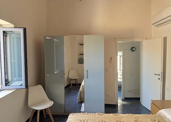 Le Pavoncelle Nyaraló